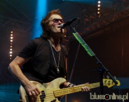 Glenn Hughes (19)